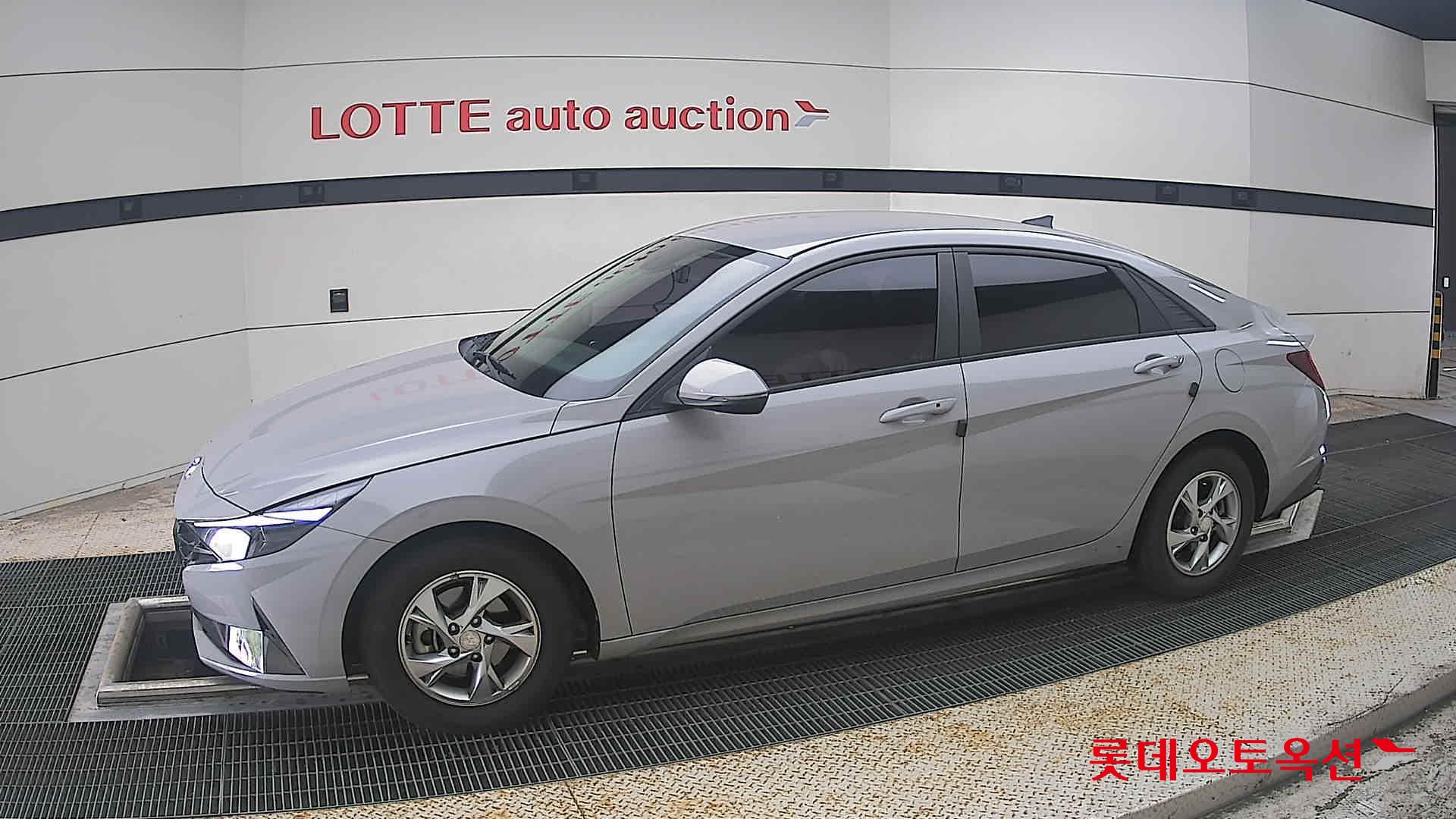 2021 - hyundai avante