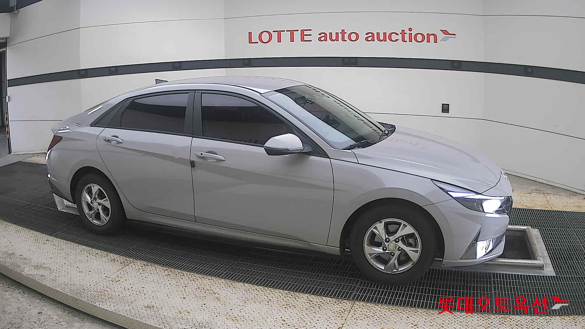 2021 - hyundai avante