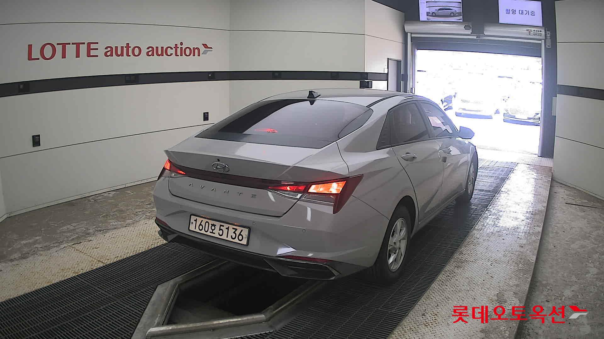 2021 - hyundai avante