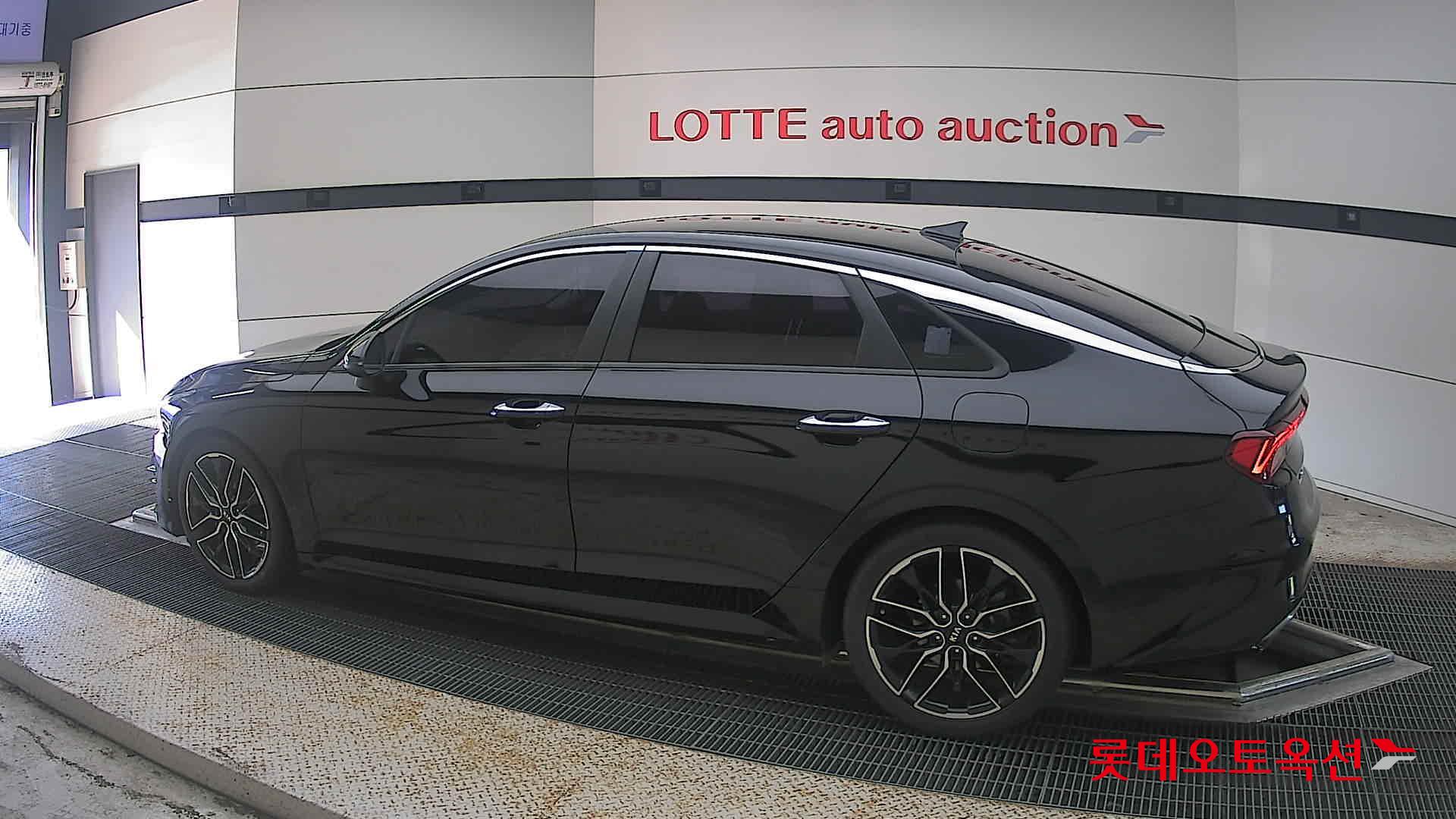 2020 - kia k5