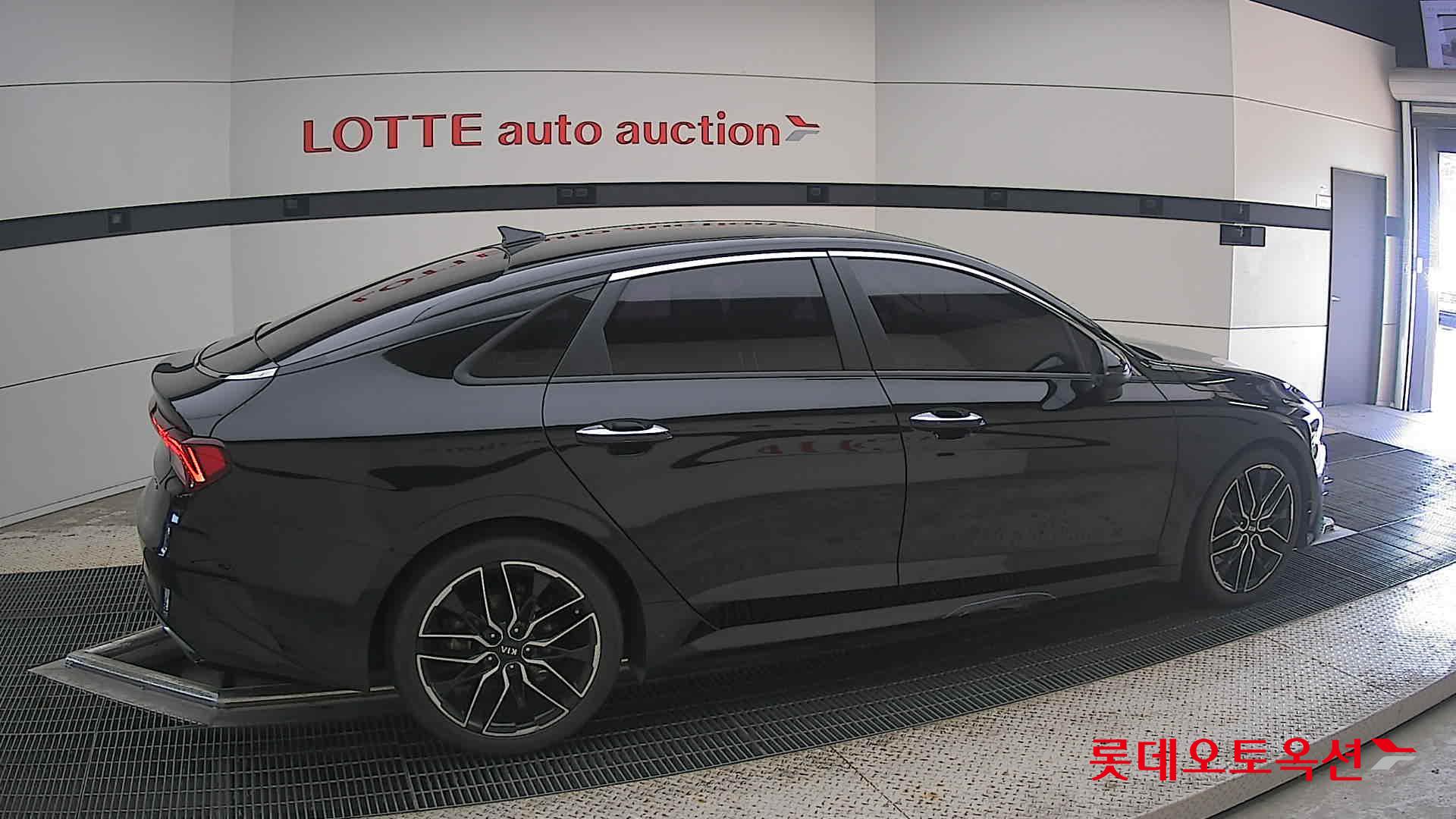 2020 - kia k5