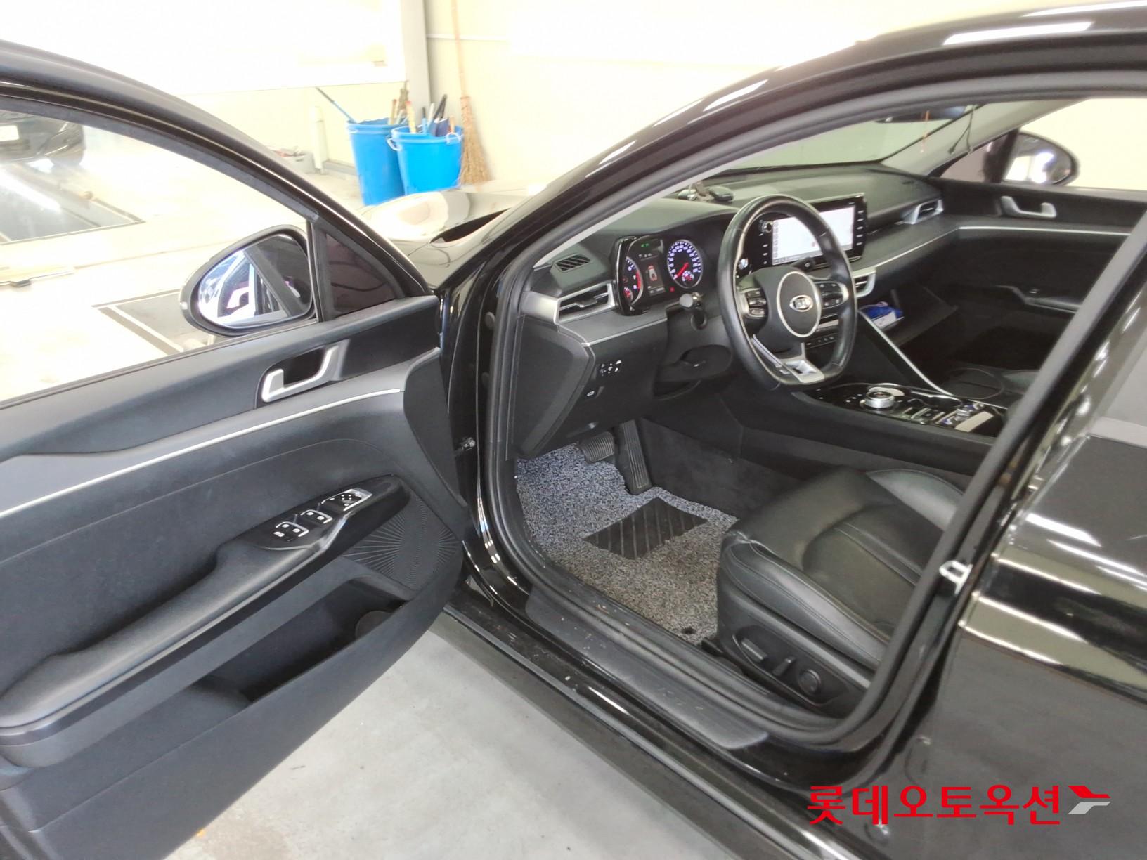 2020 - kia k5