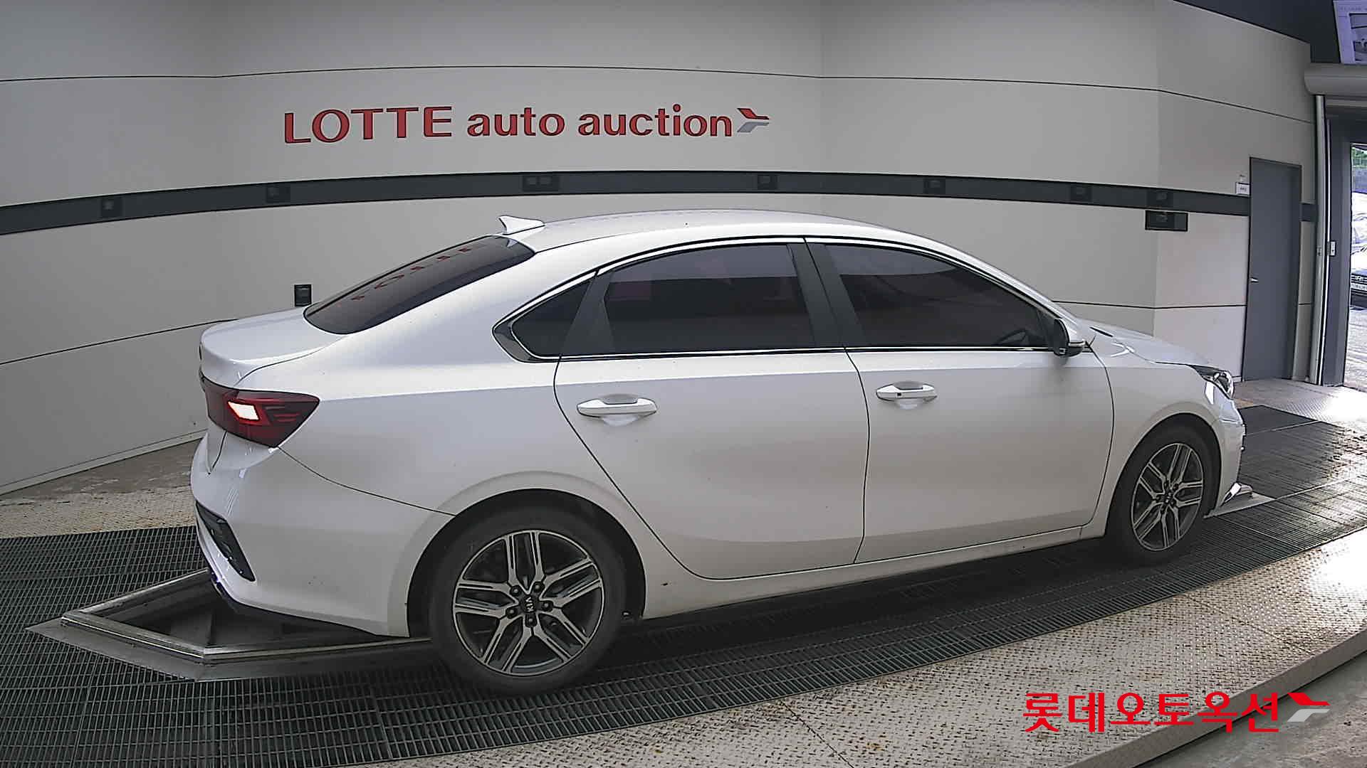 2020 - kia k3