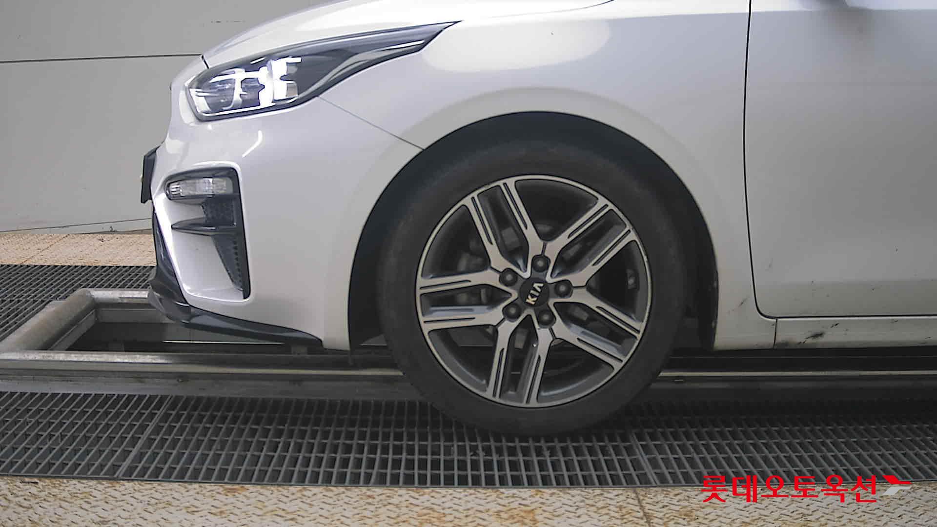 2020 - kia k3