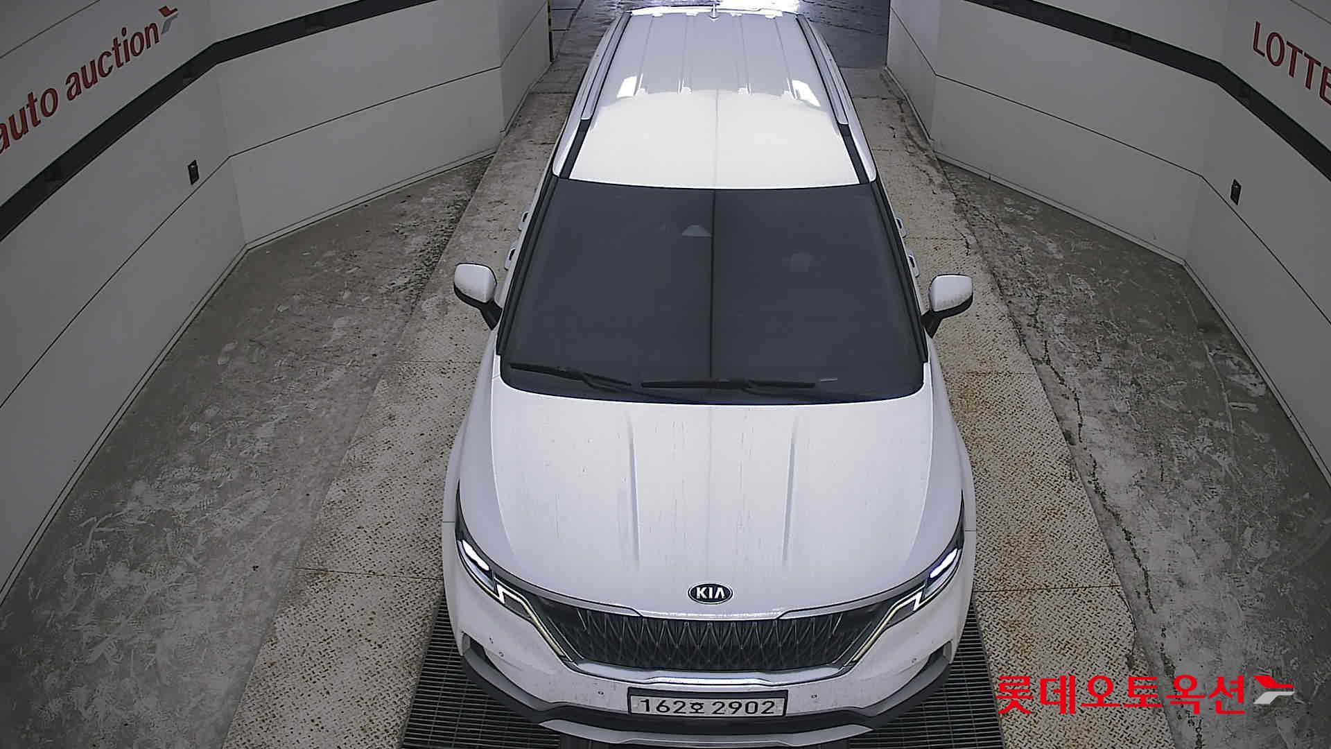 2021 - kia carnival