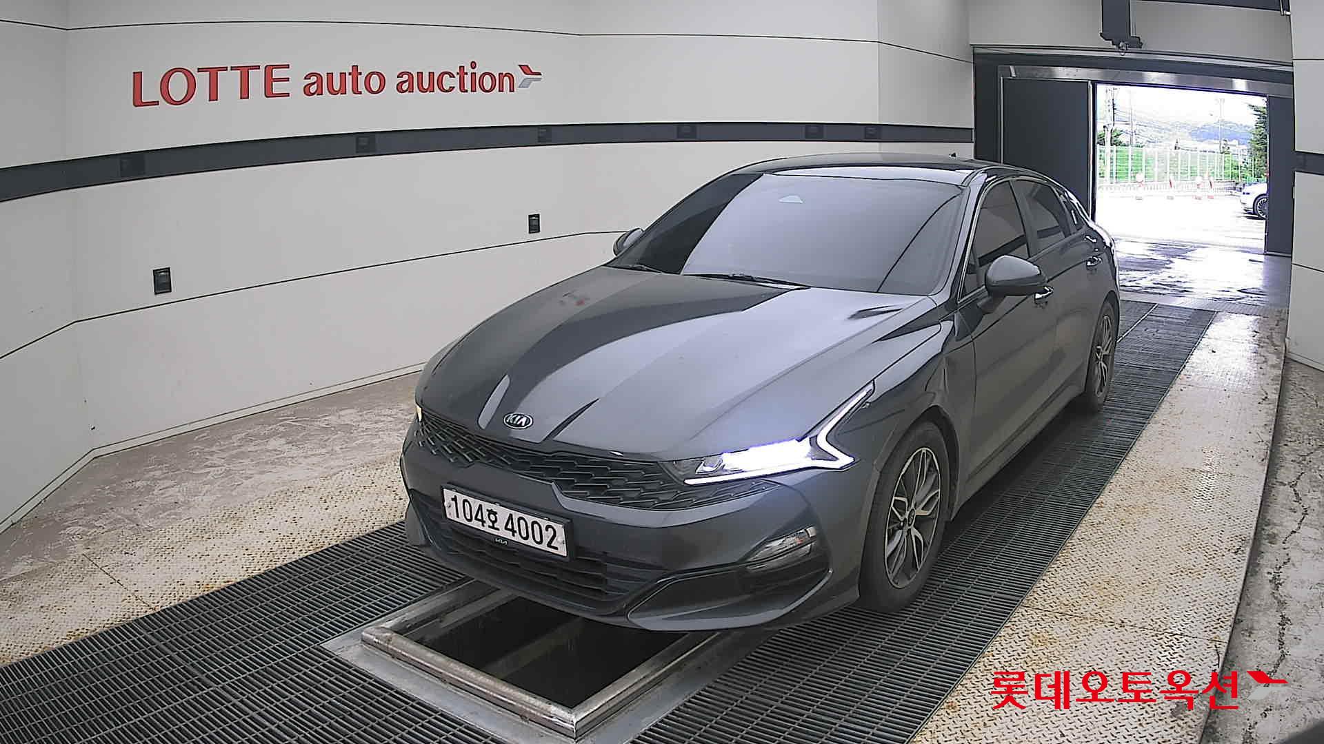 2020 - kia k5