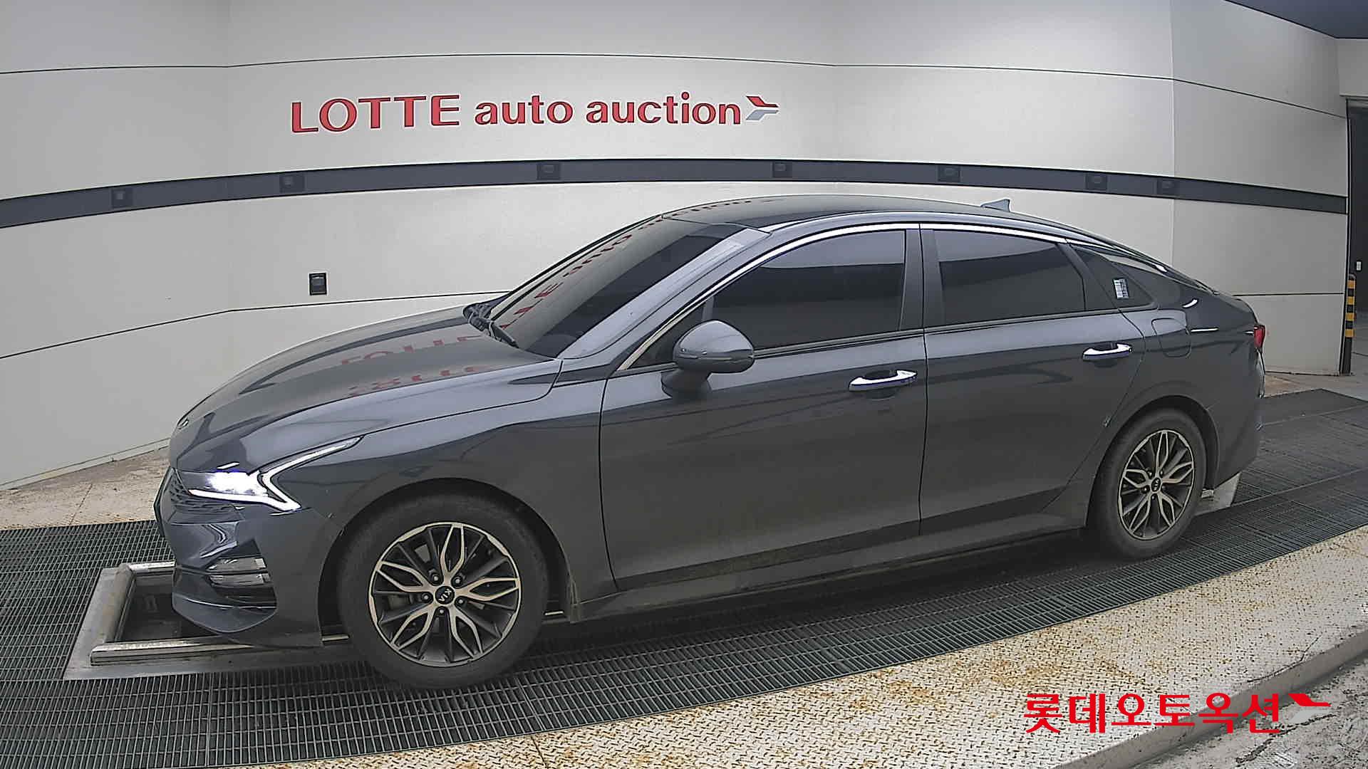 2020 - kia k5