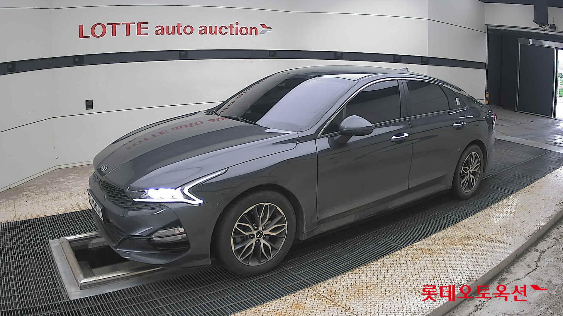 2020 - kia k5