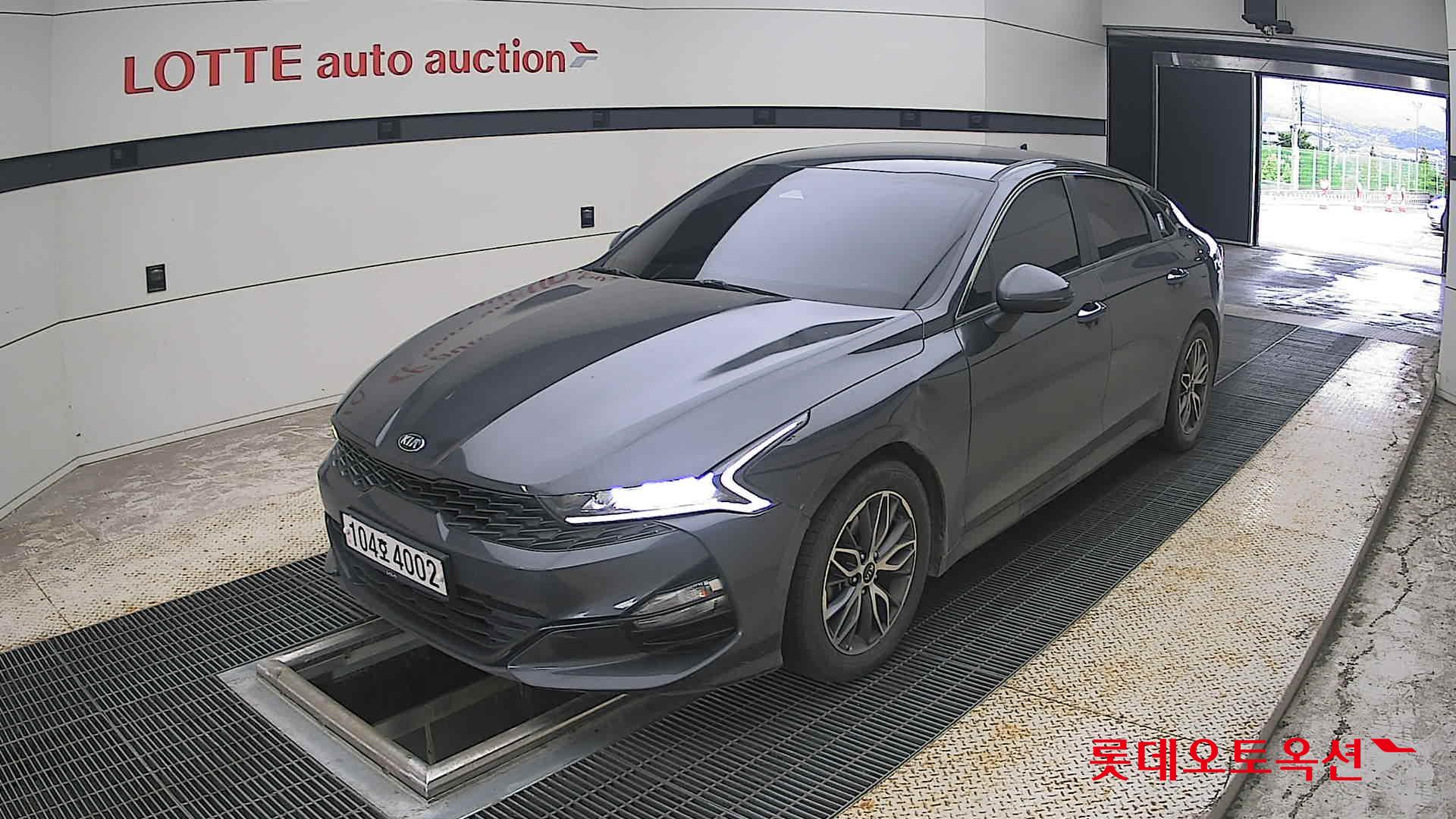 2020 - kia k5