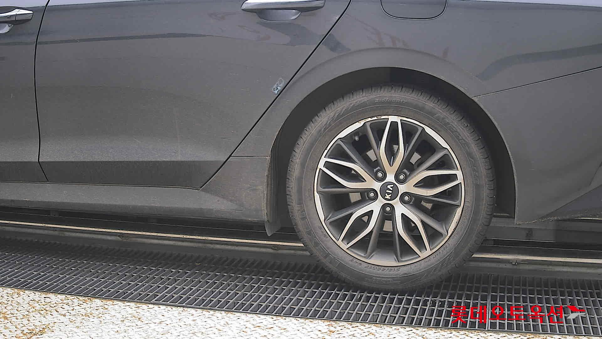 2020 - kia k5