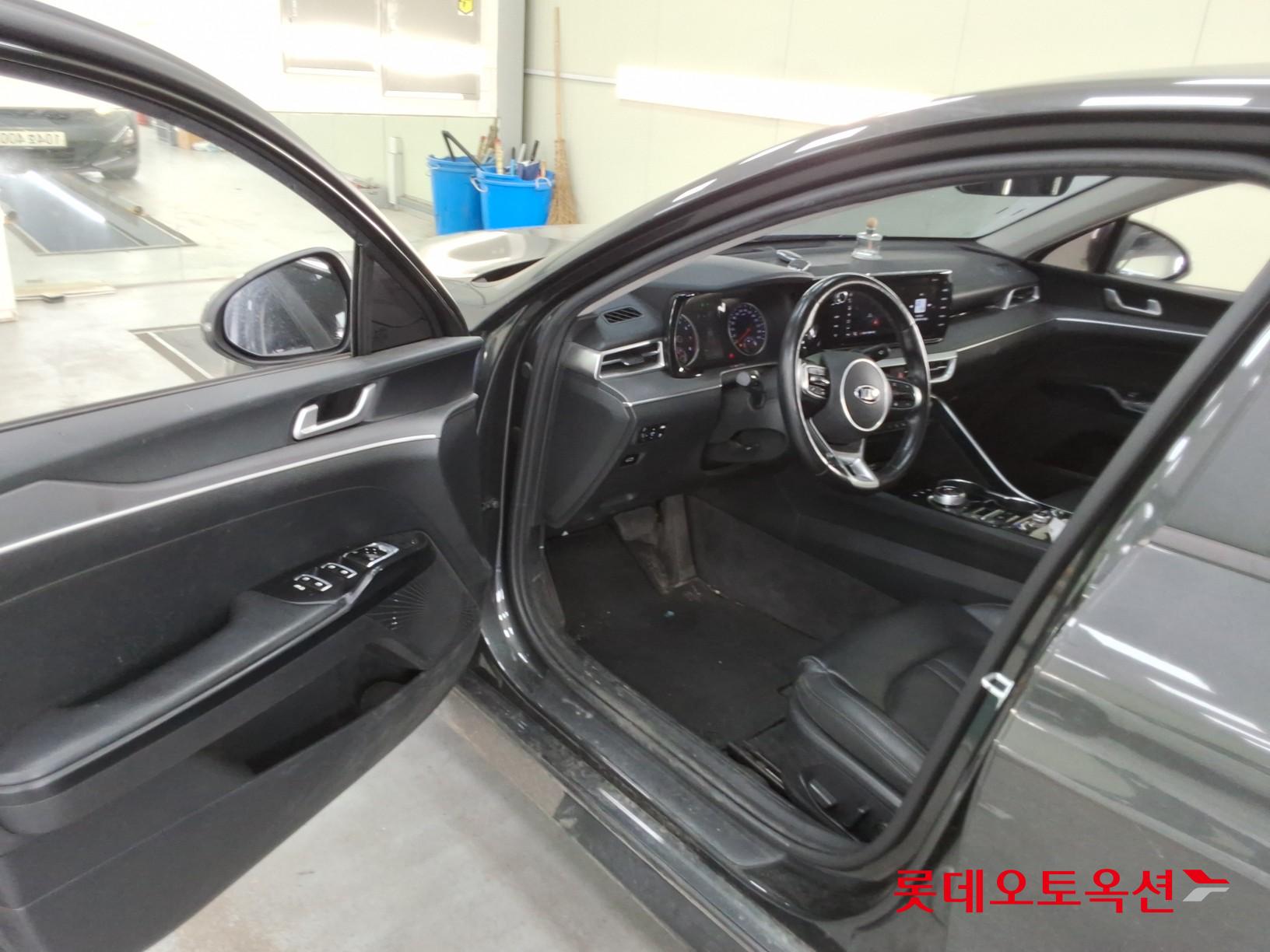 2020 - kia k5