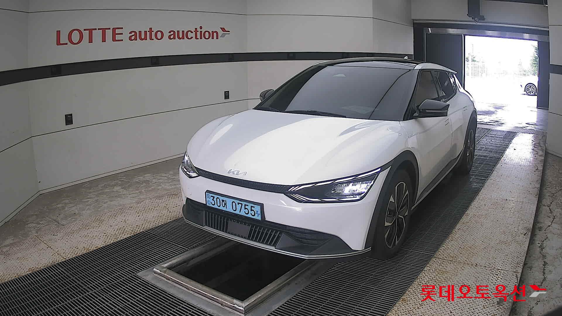 2022 - kia ev6