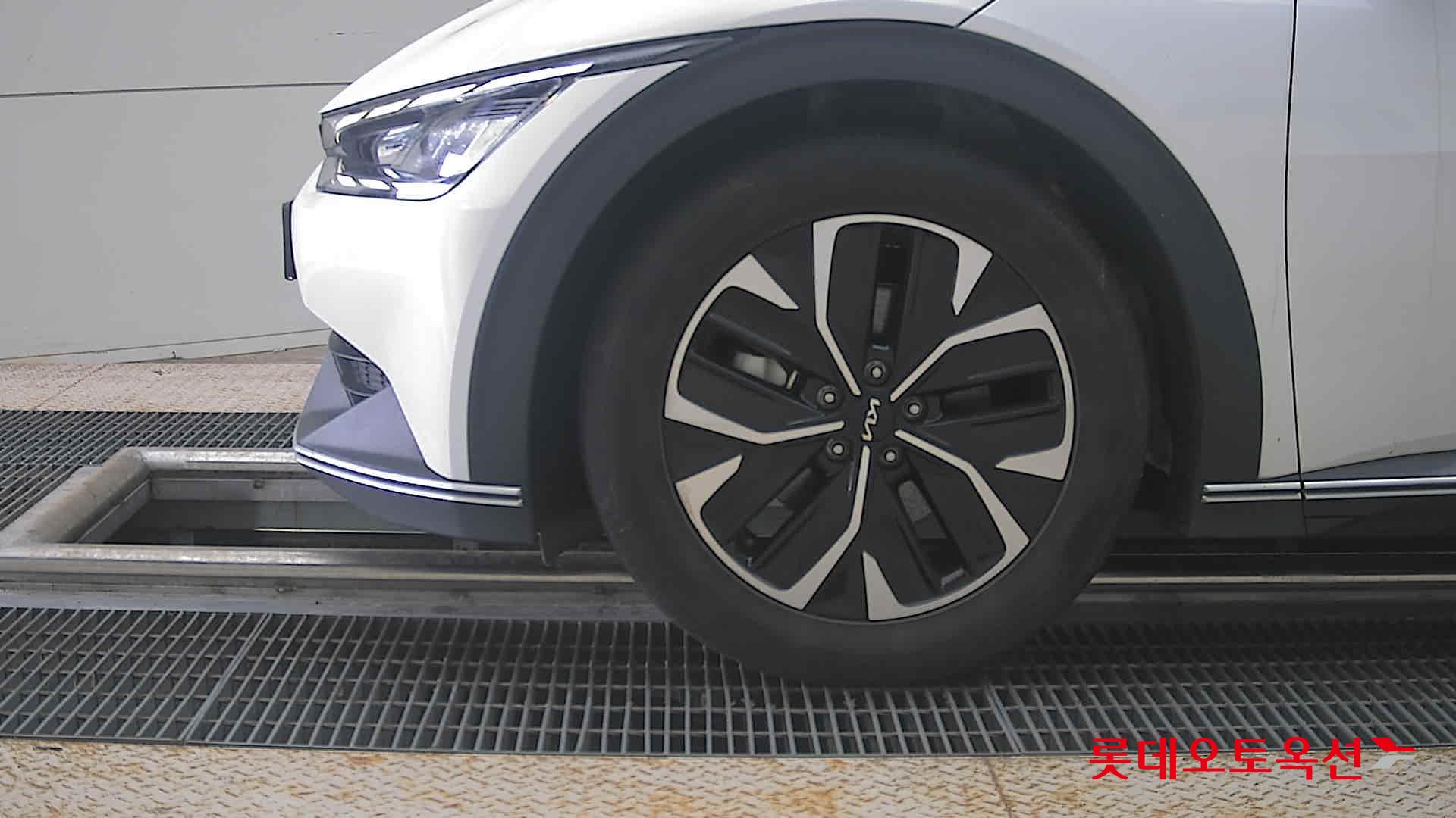 2022 - kia ev6