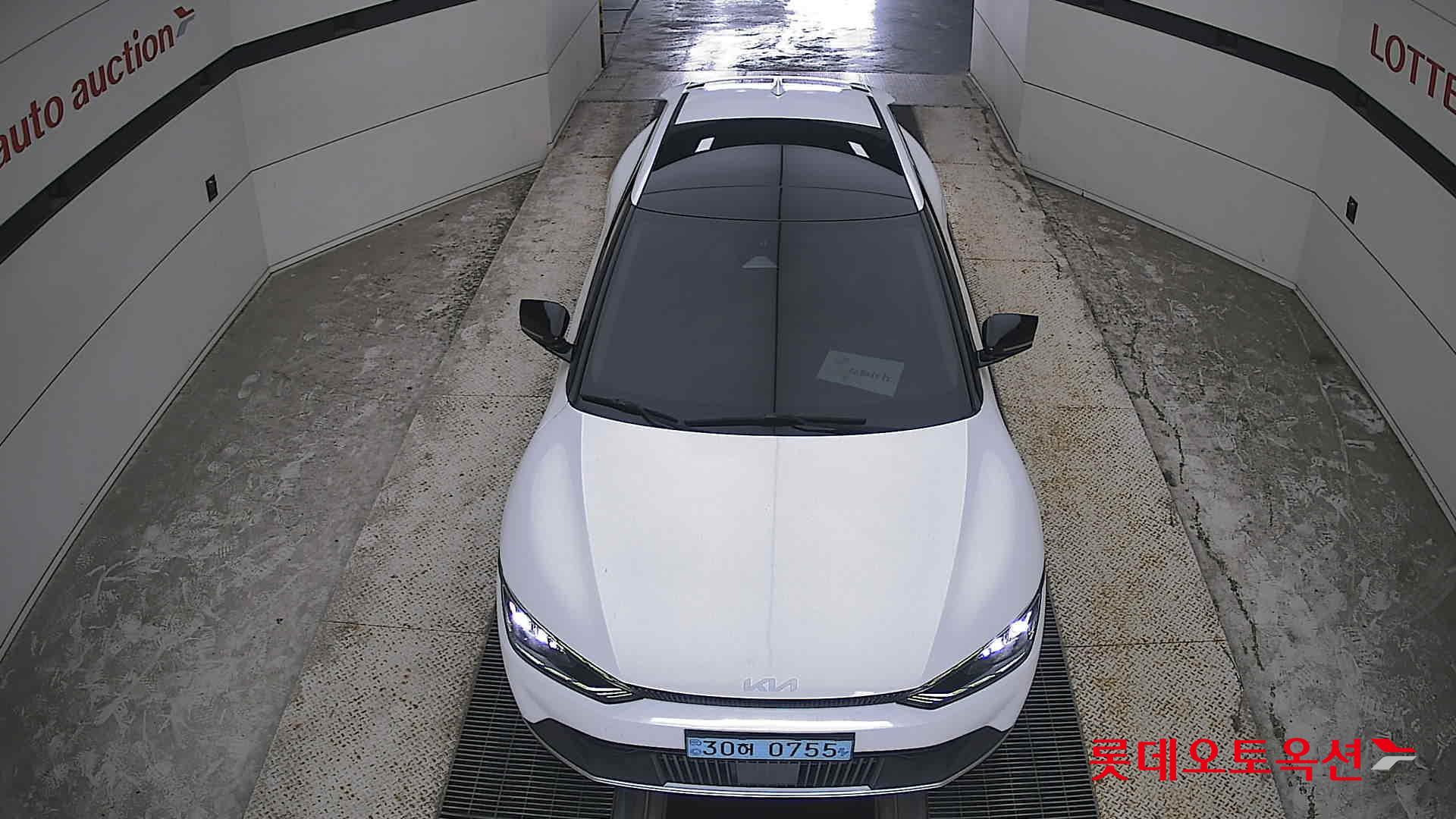 2022 - kia ev6