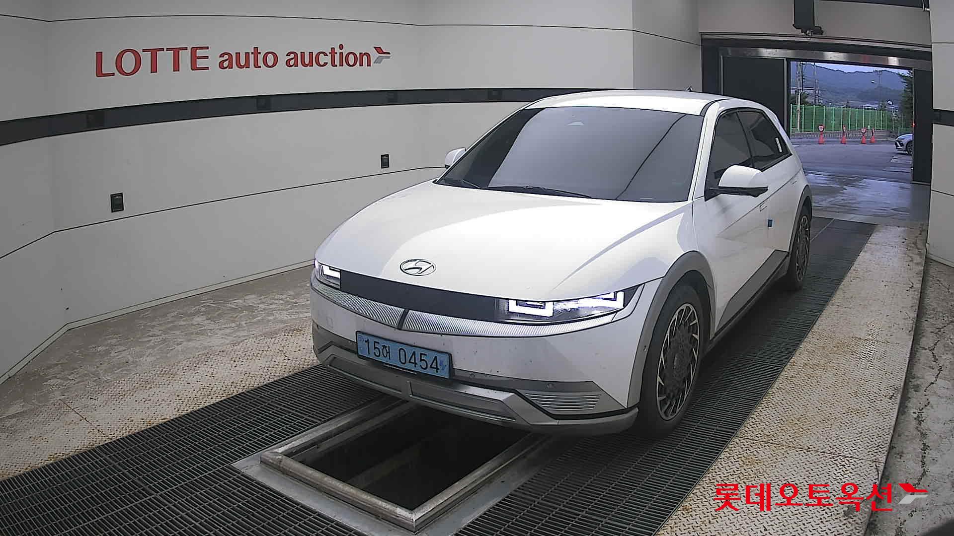 2022 - hyundai ioniq