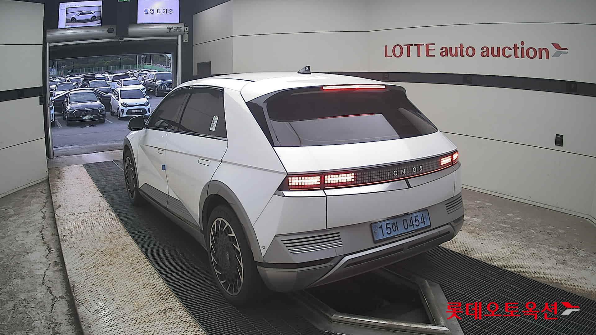 2022 - hyundai ioniq