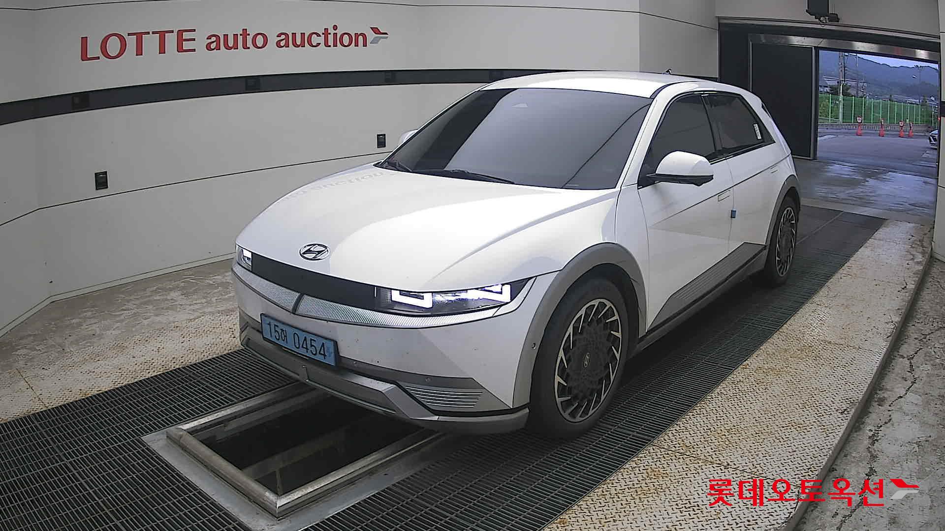 2022 - hyundai ioniq
