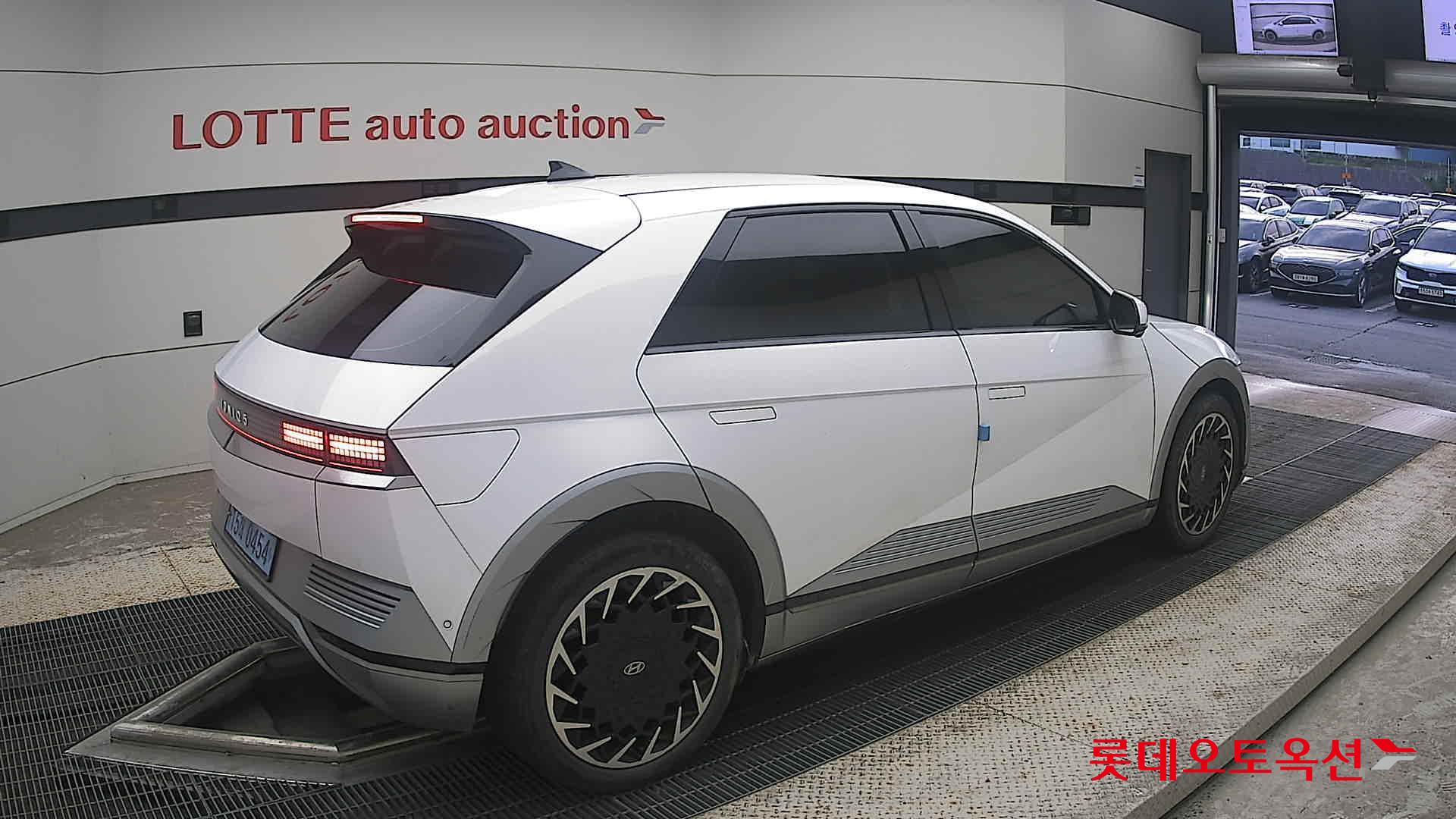 2022 - hyundai ioniq