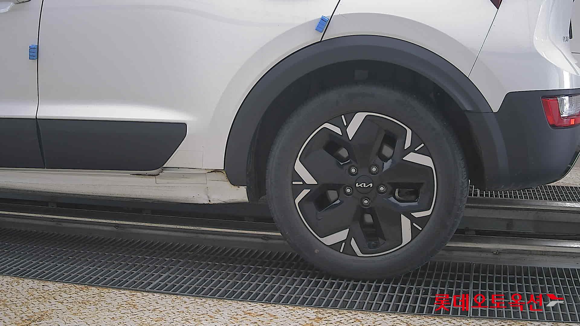 2023 - kia niro