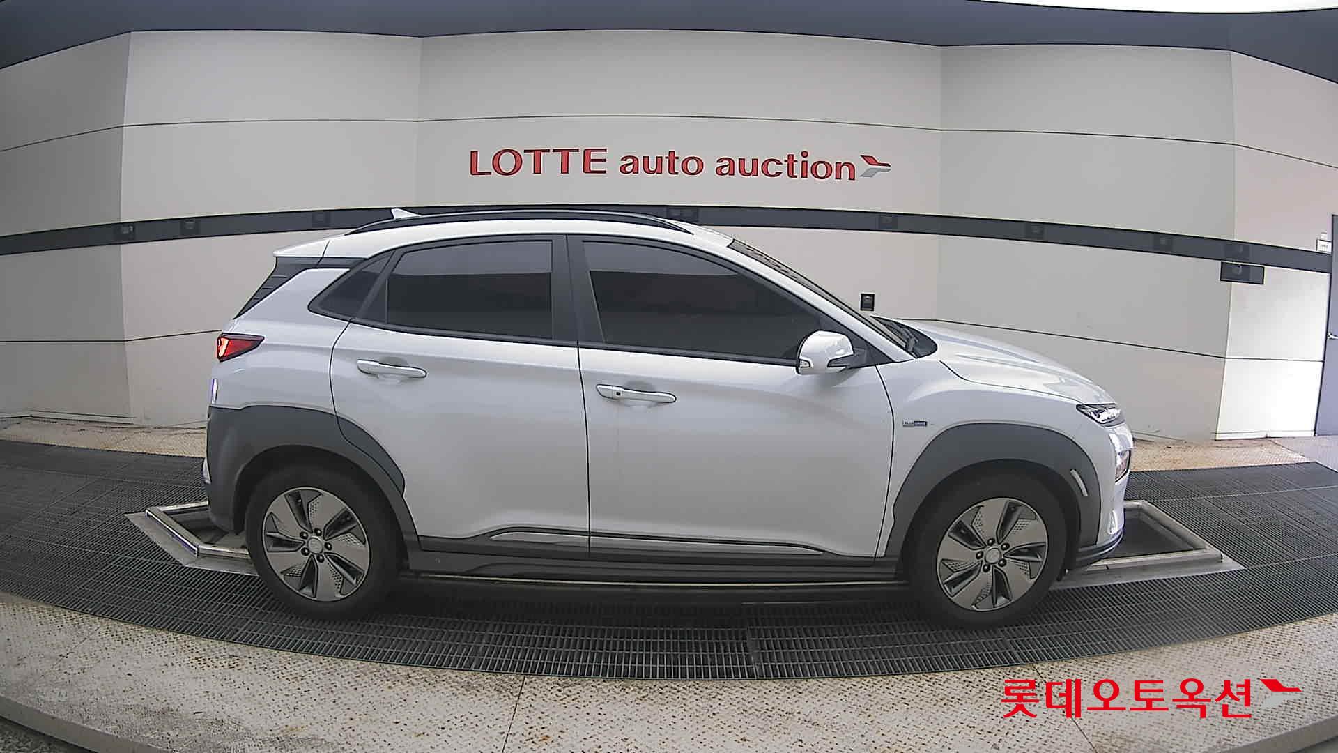 2020 - hyundai kona
