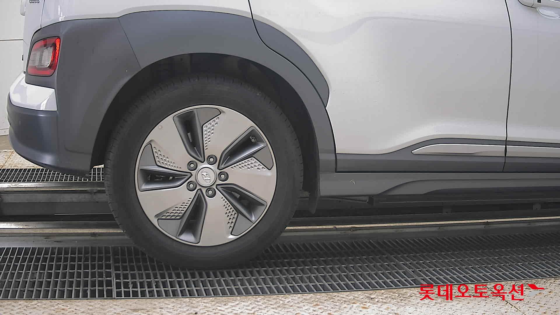 2020 - hyundai kona