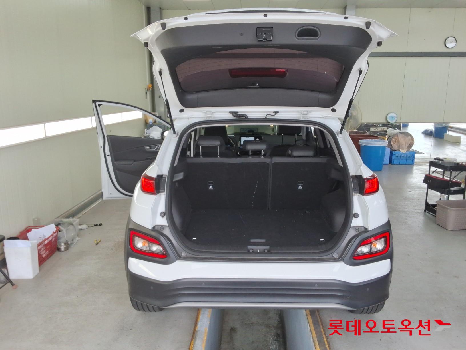 2020 - hyundai kona