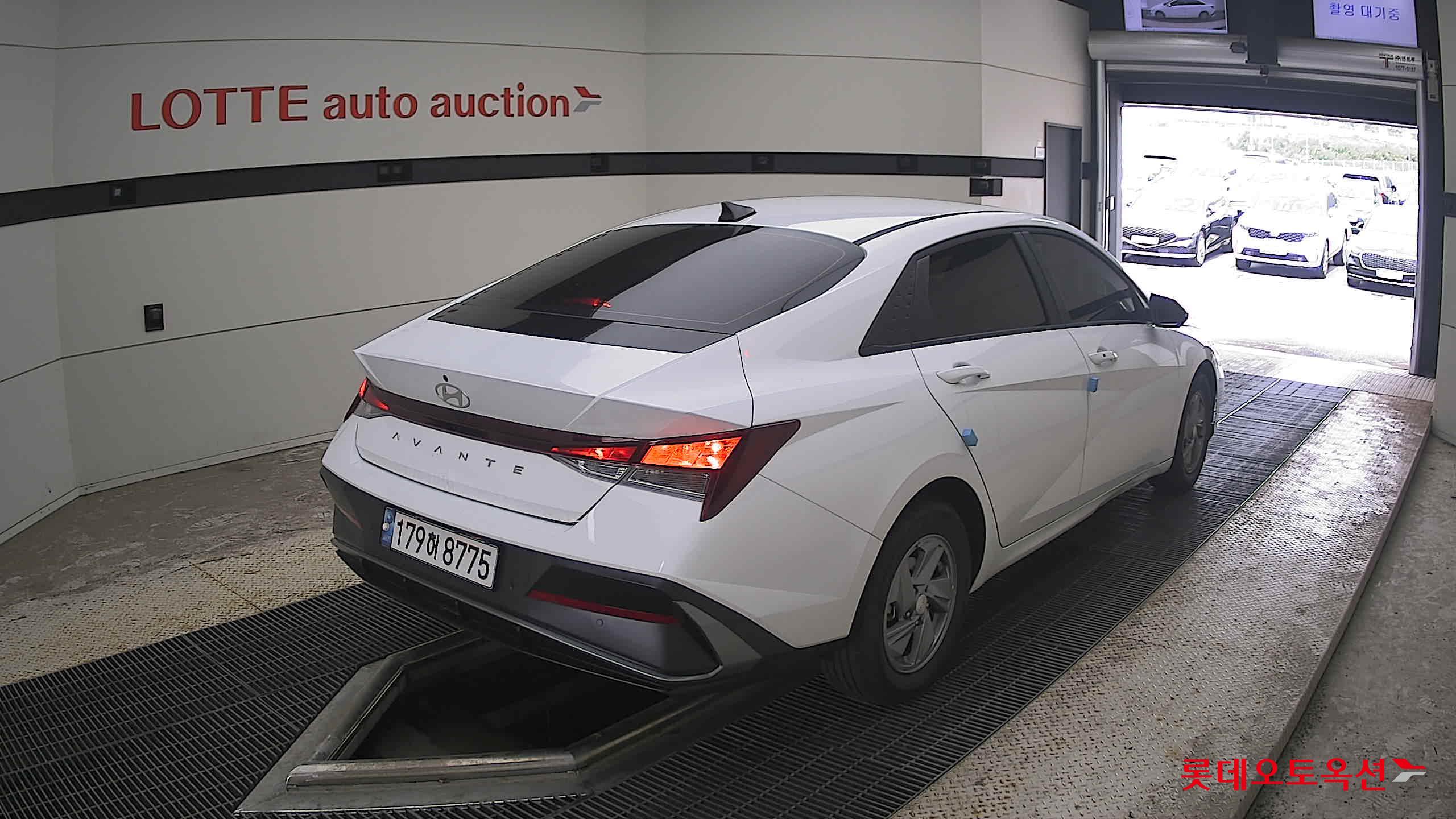 2025 - hyundai avante