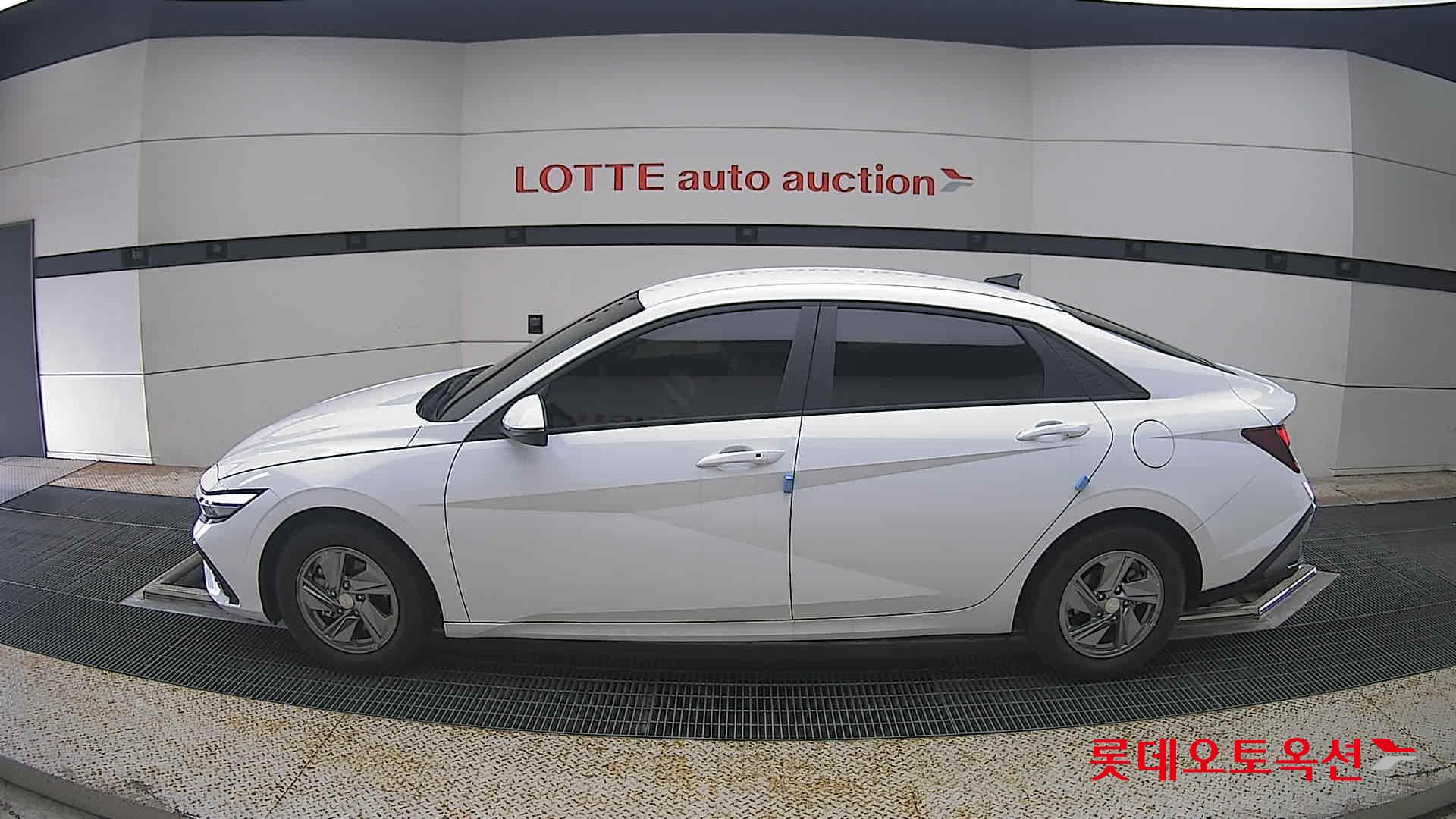 2025 - hyundai avante