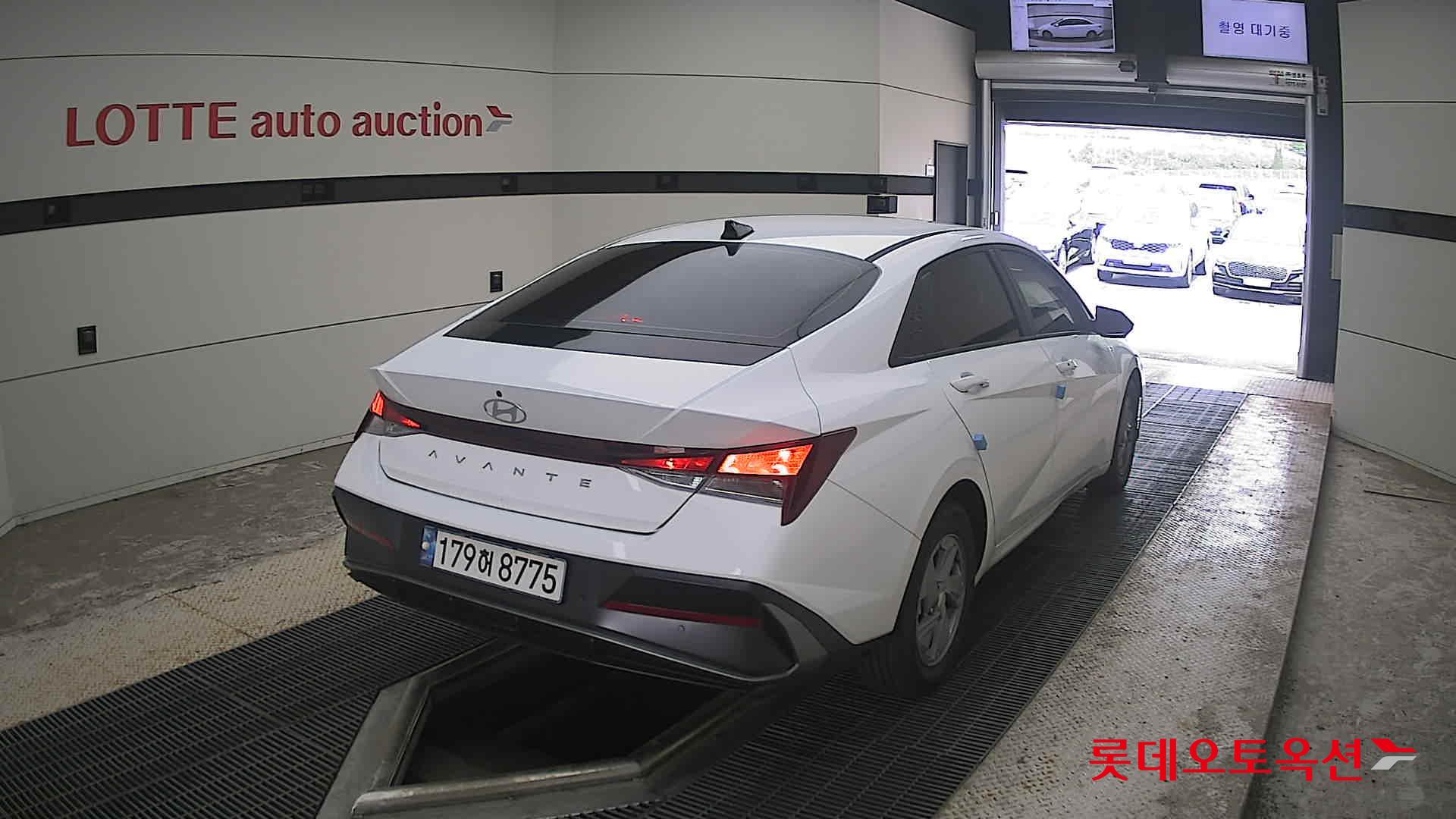 2025 - hyundai avante
