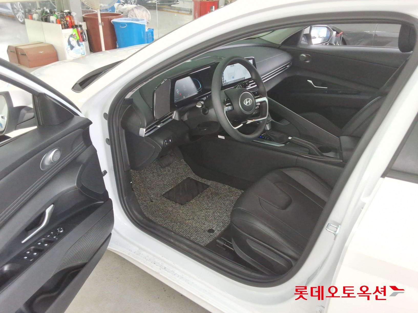 2025 - hyundai avante