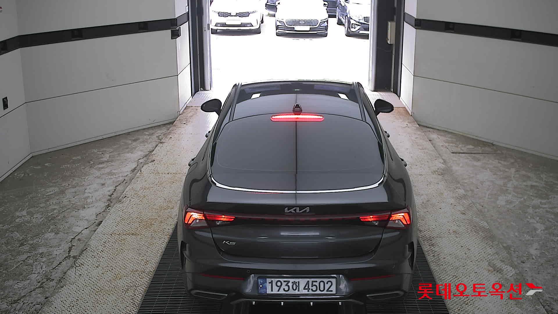2022 - kia k5