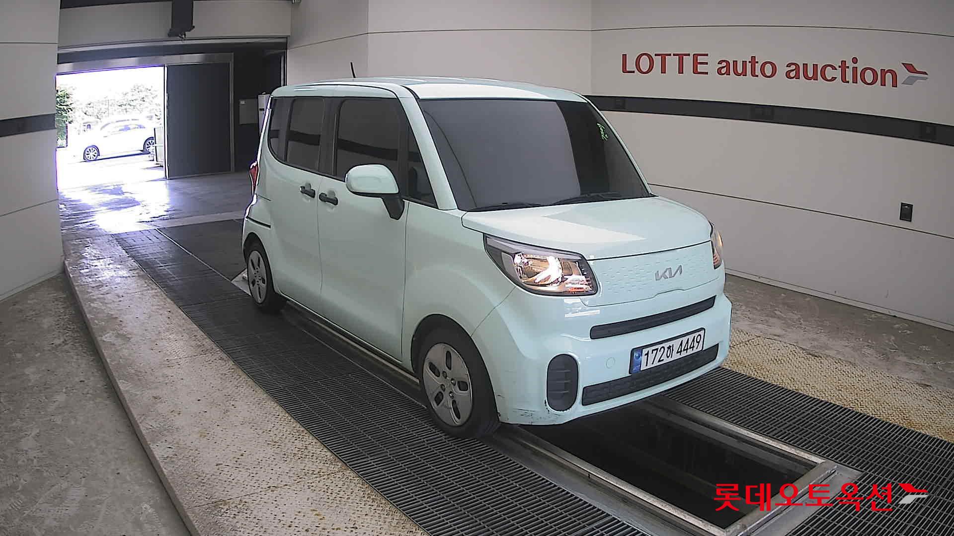 2022 - kia ray