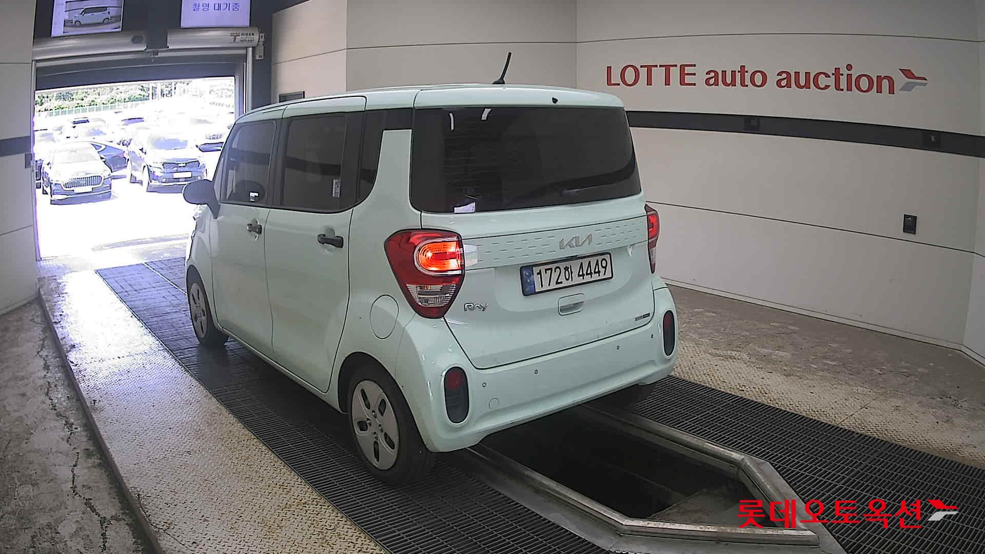 2022 - kia ray