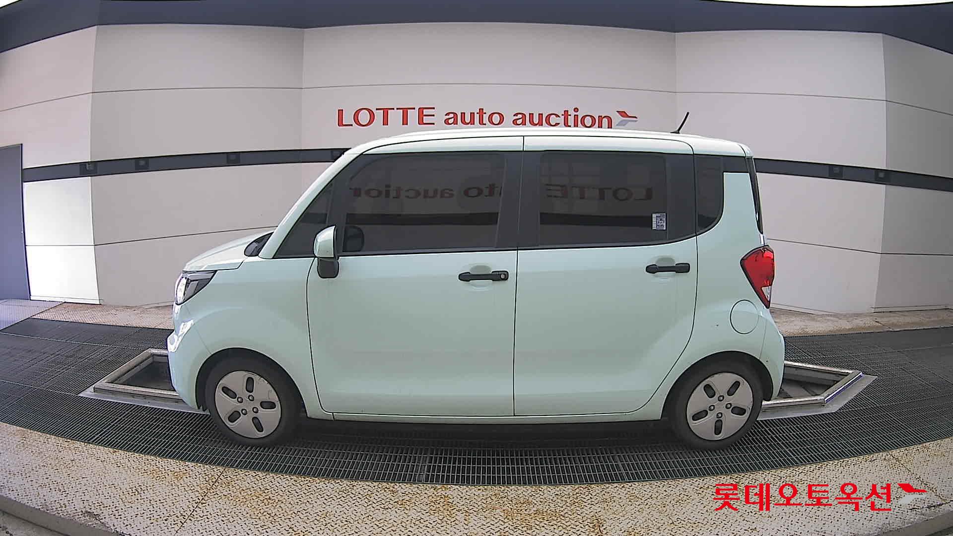 2022 - kia ray