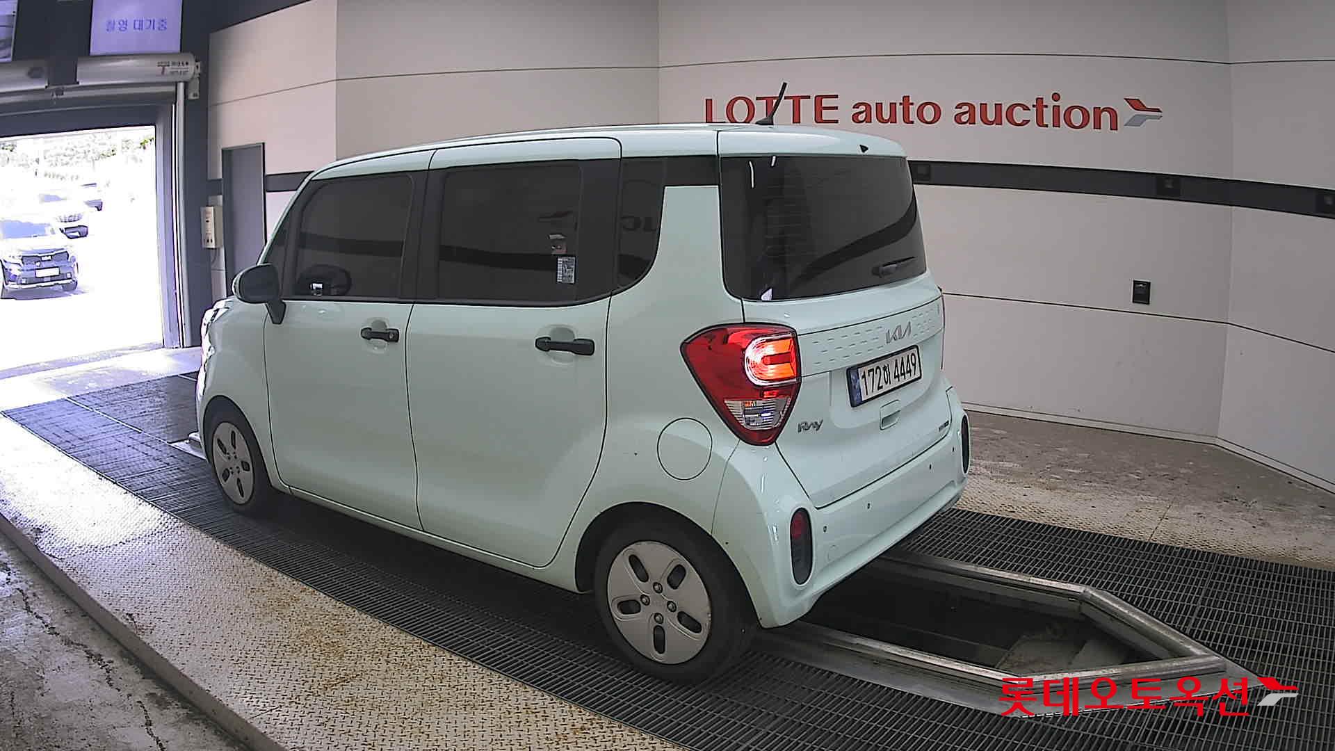 2022 - kia ray