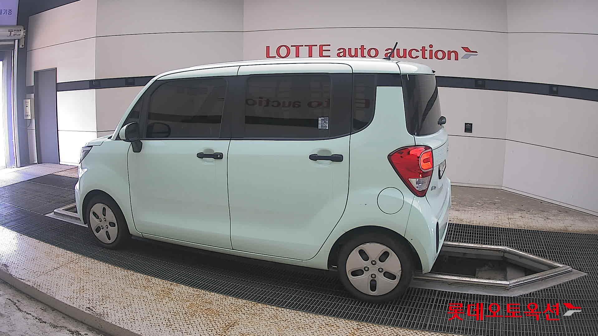 2022 - kia ray
