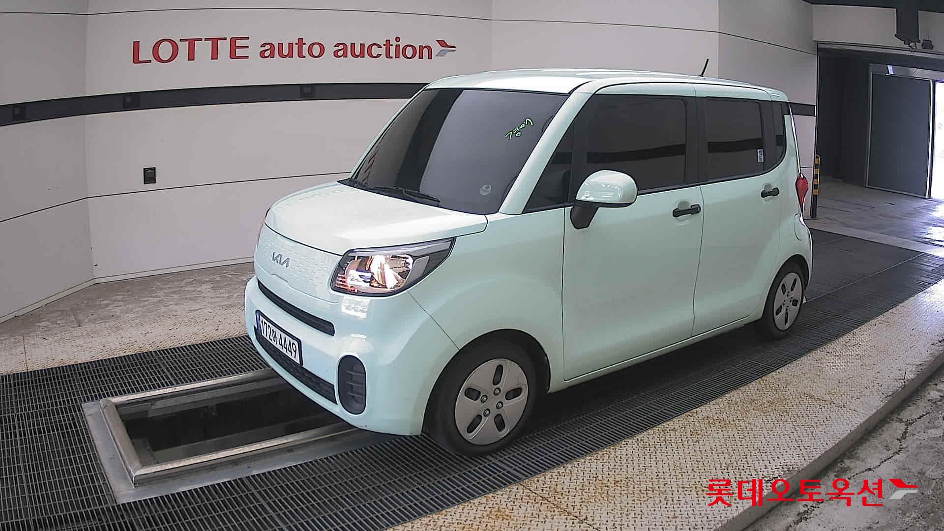 2022 - kia ray