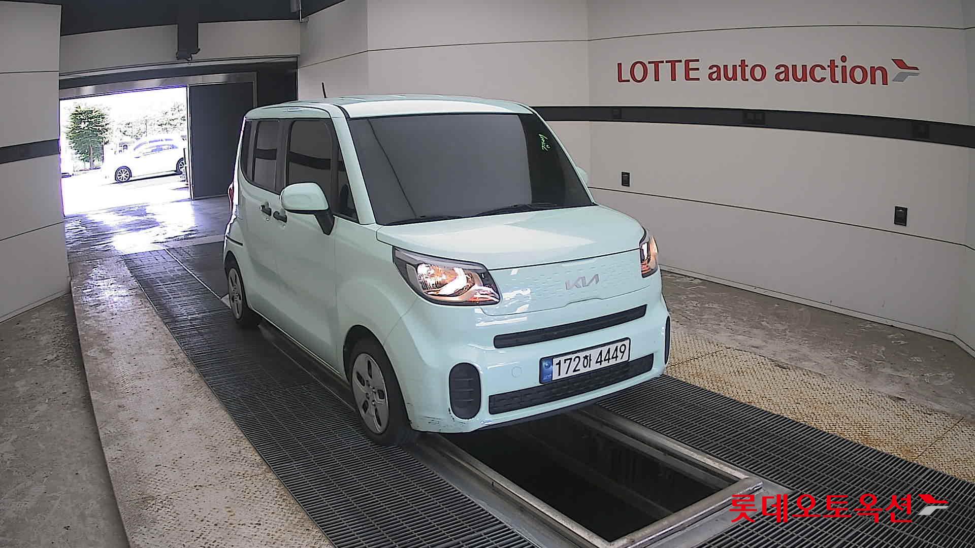 2022 - kia ray