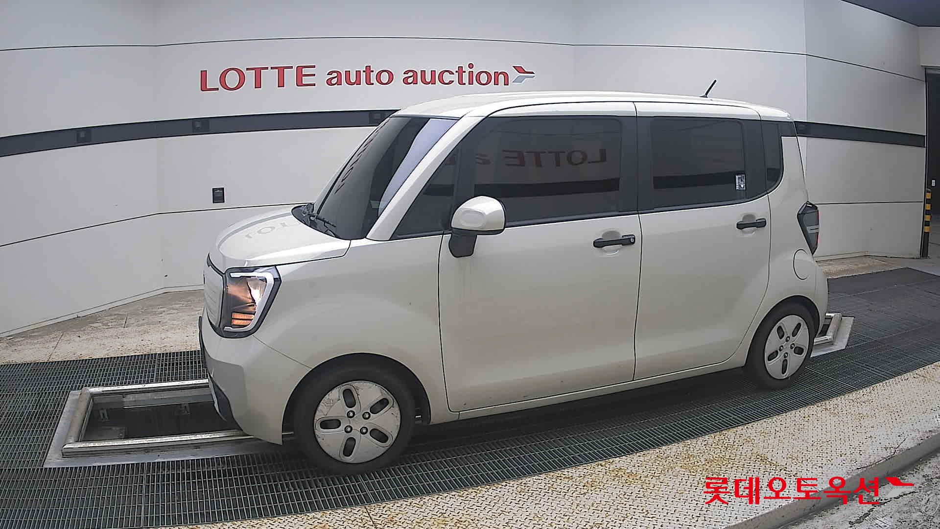 2023 - kia ray