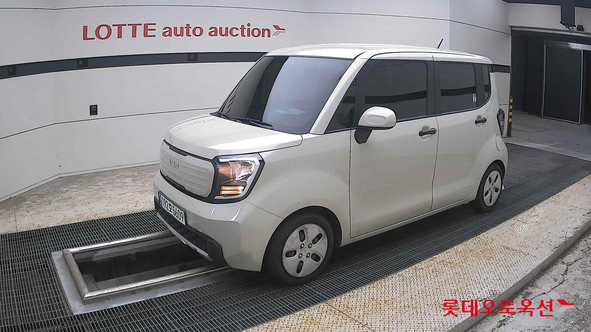 2023 - kia ray