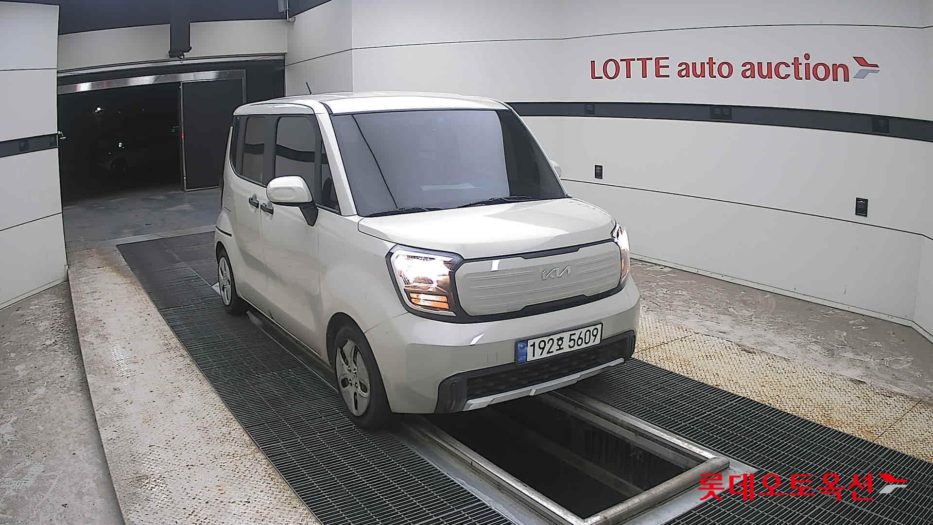 2023 - kia ray