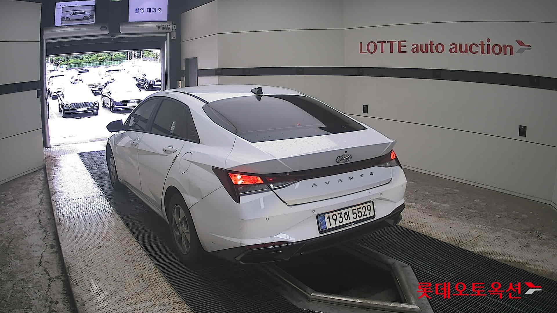 2023 - hyundai avante