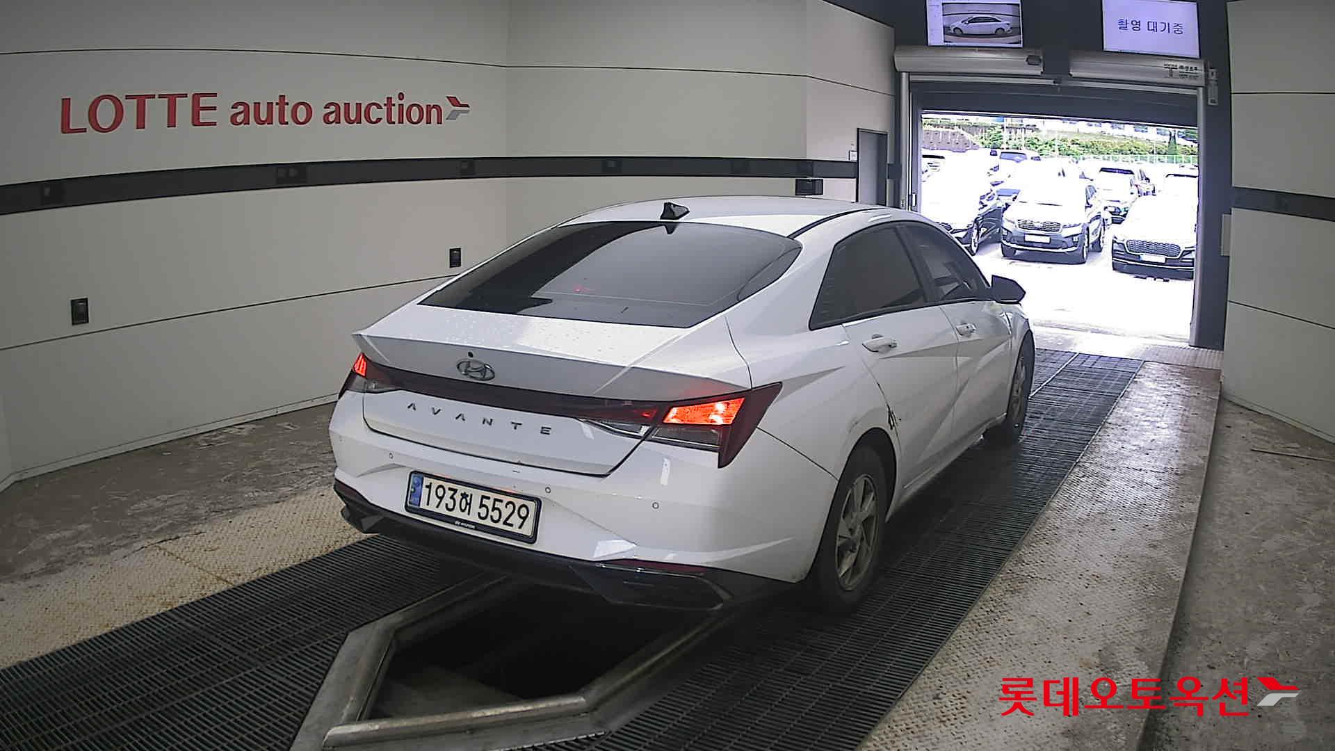 2023 - hyundai avante