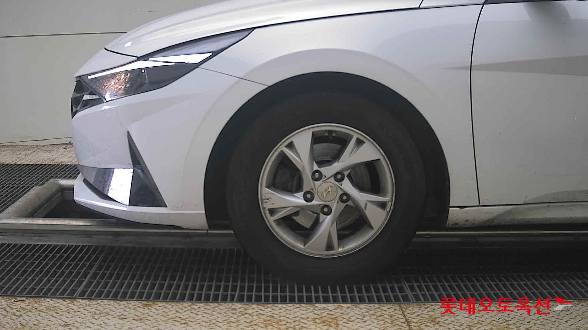2023 - hyundai avante