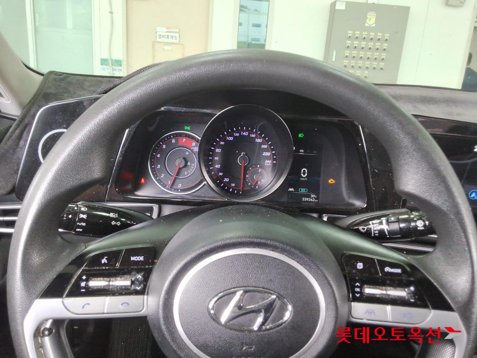 2023 - hyundai avante