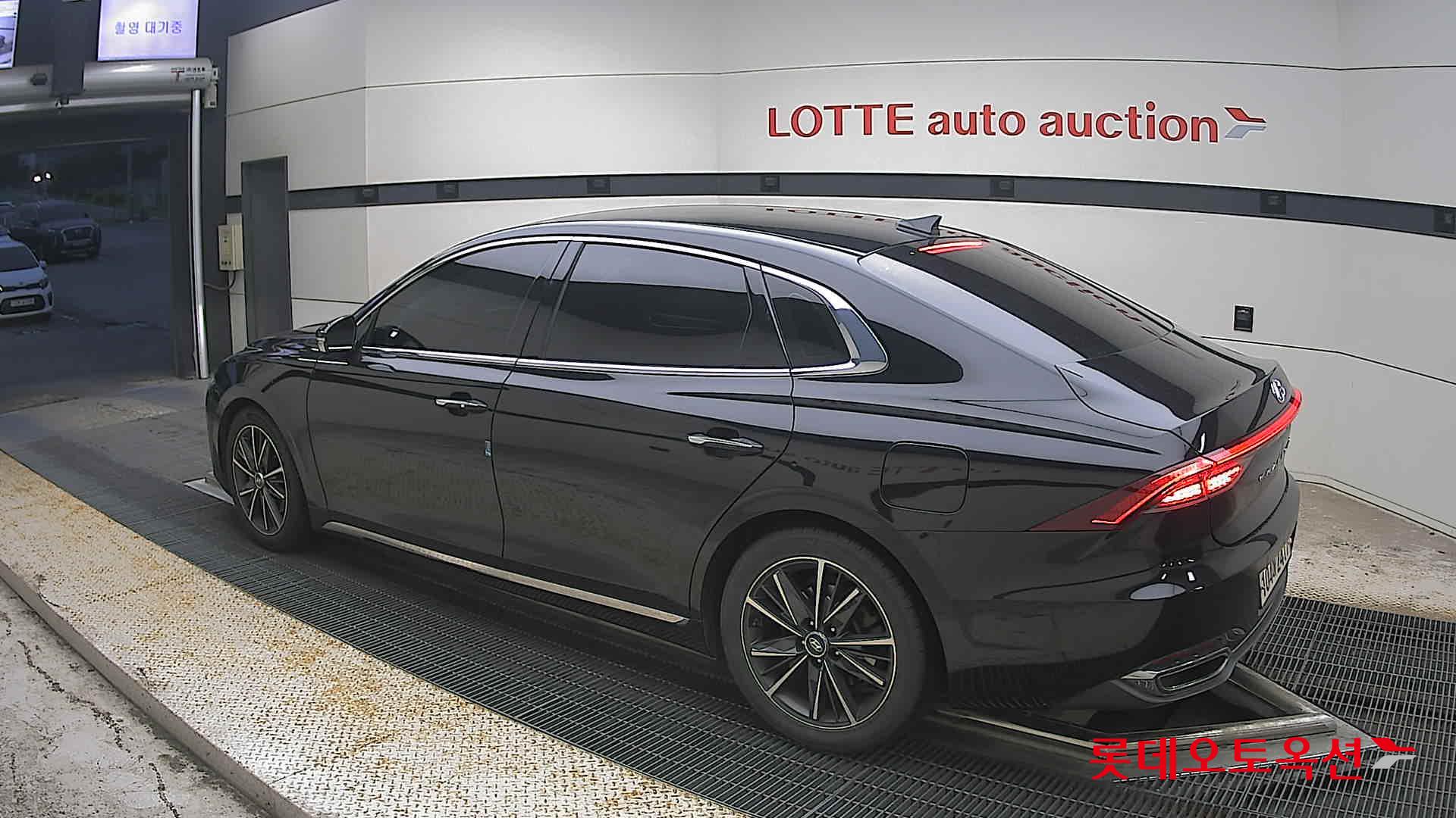 2020 - hyundai grandeur