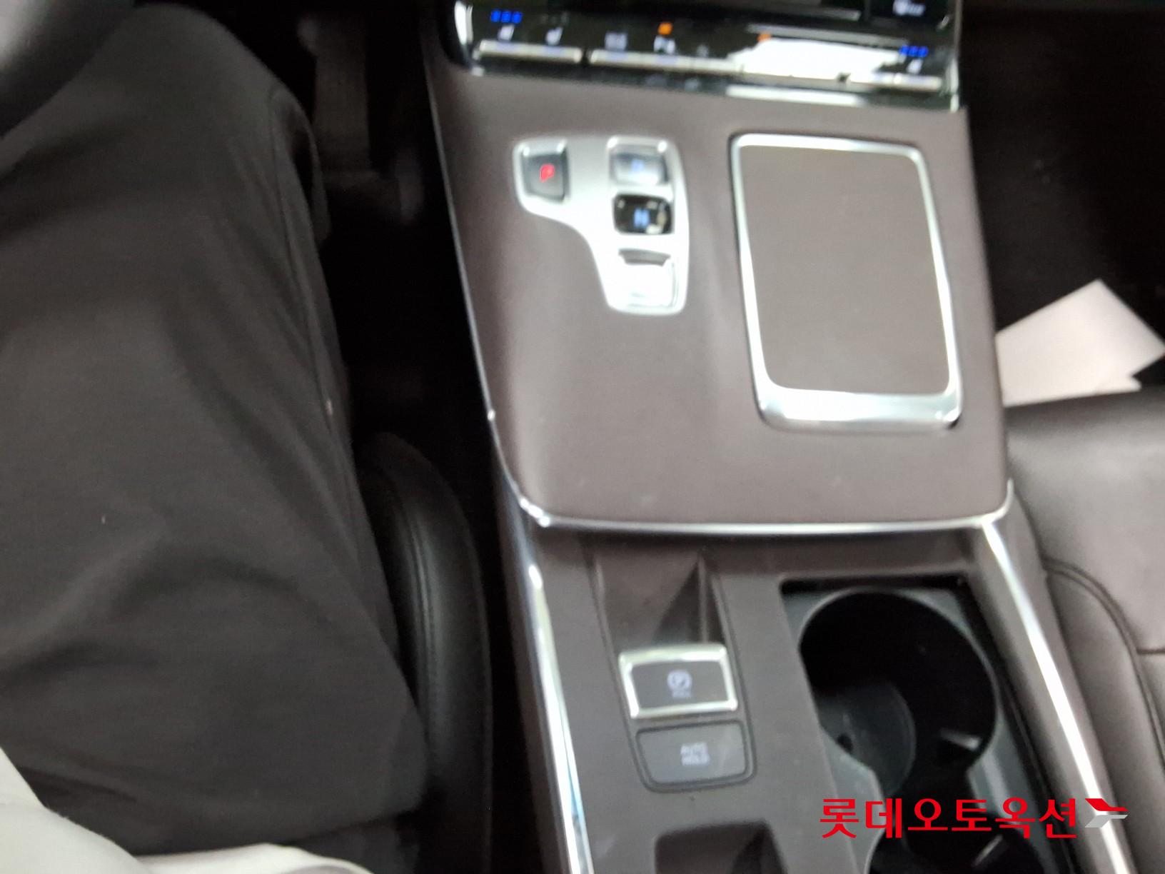 2020 - hyundai grandeur