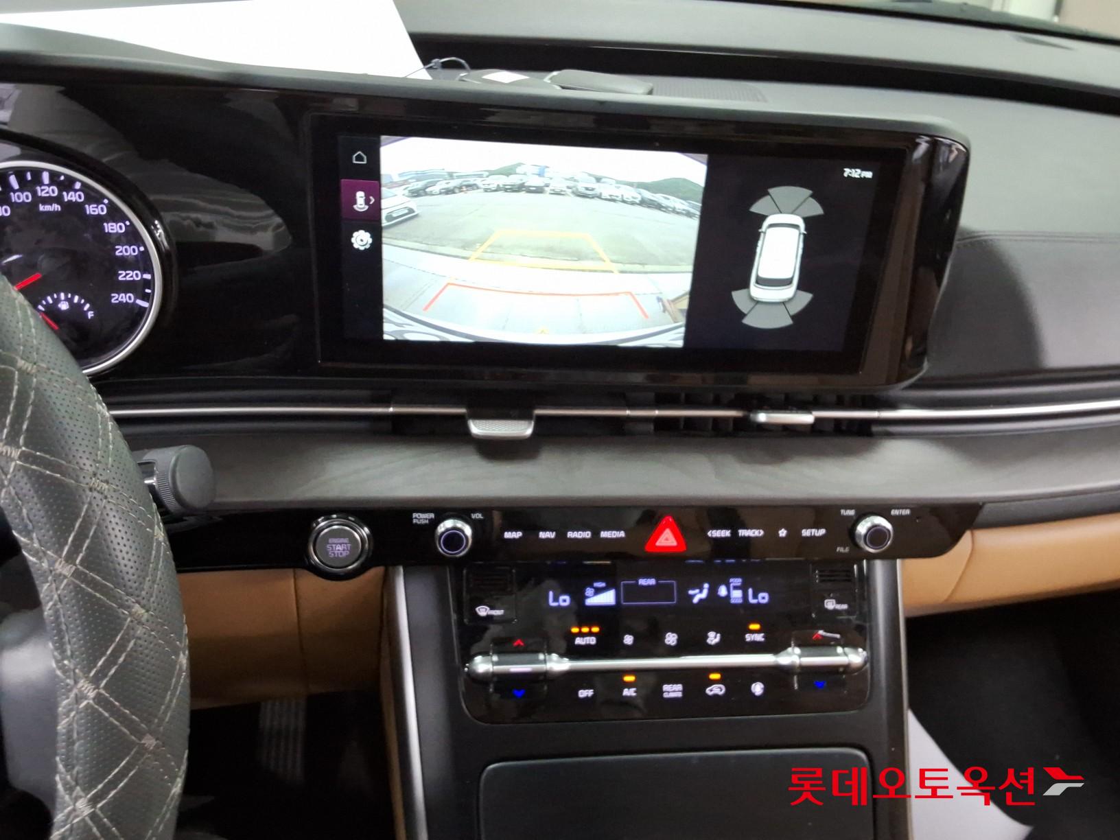 2021 - kia carnival