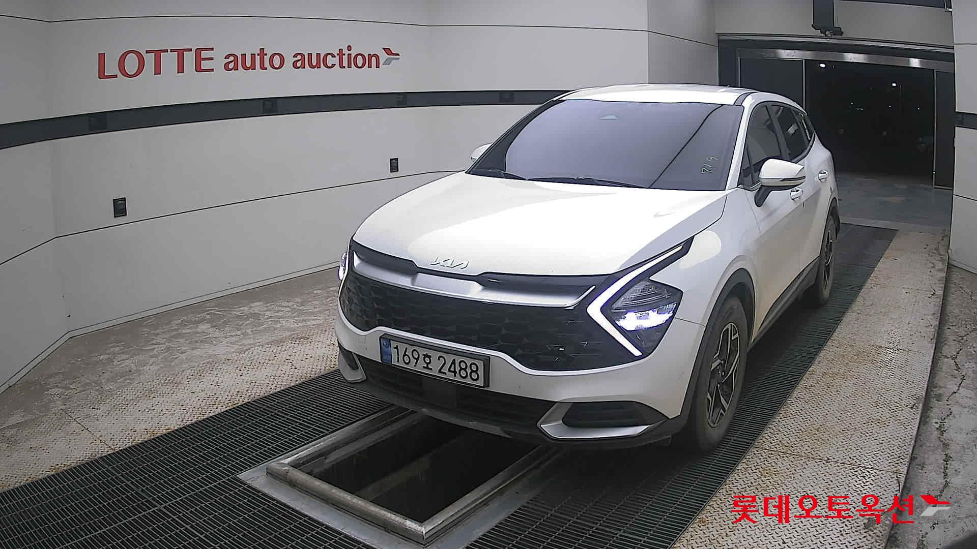 2022 - kia sportage