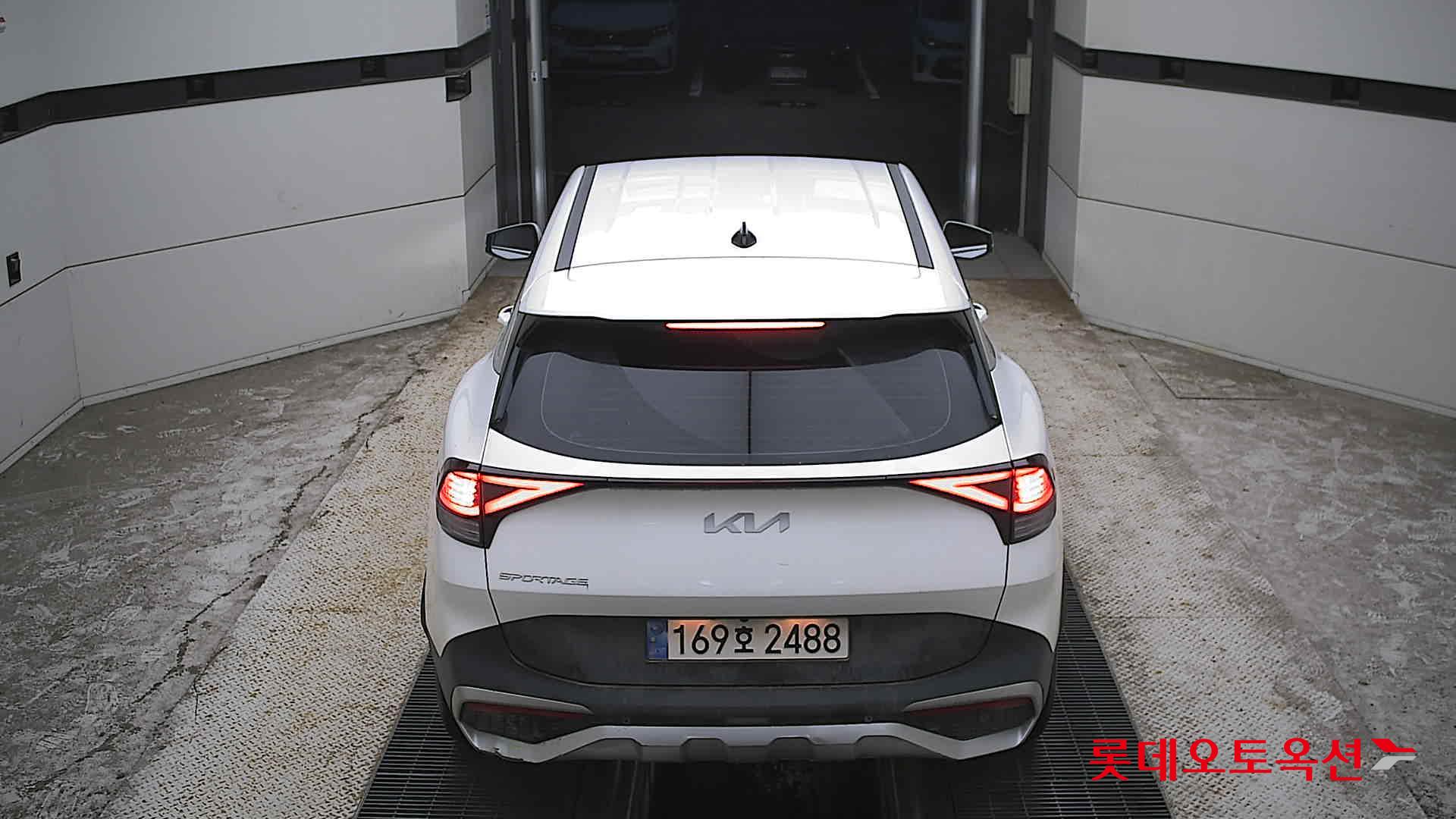 2022 - kia sportage
